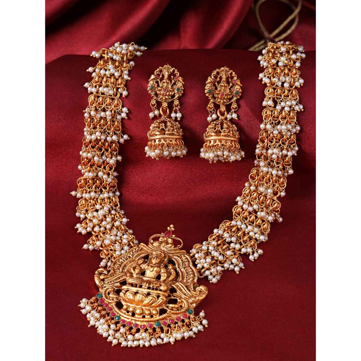 Yellow Chimes Women's Temple Choker Necklace Set | Gold Plated Hanging Pearls