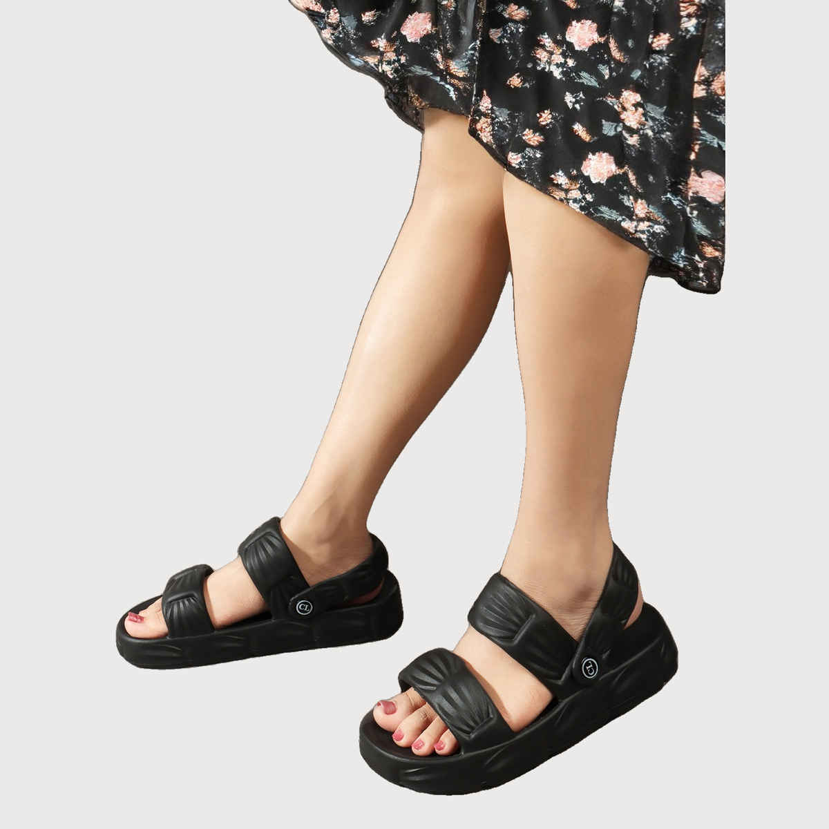 Carlton London Black Comfortable Women's Flip Flops | UK 4