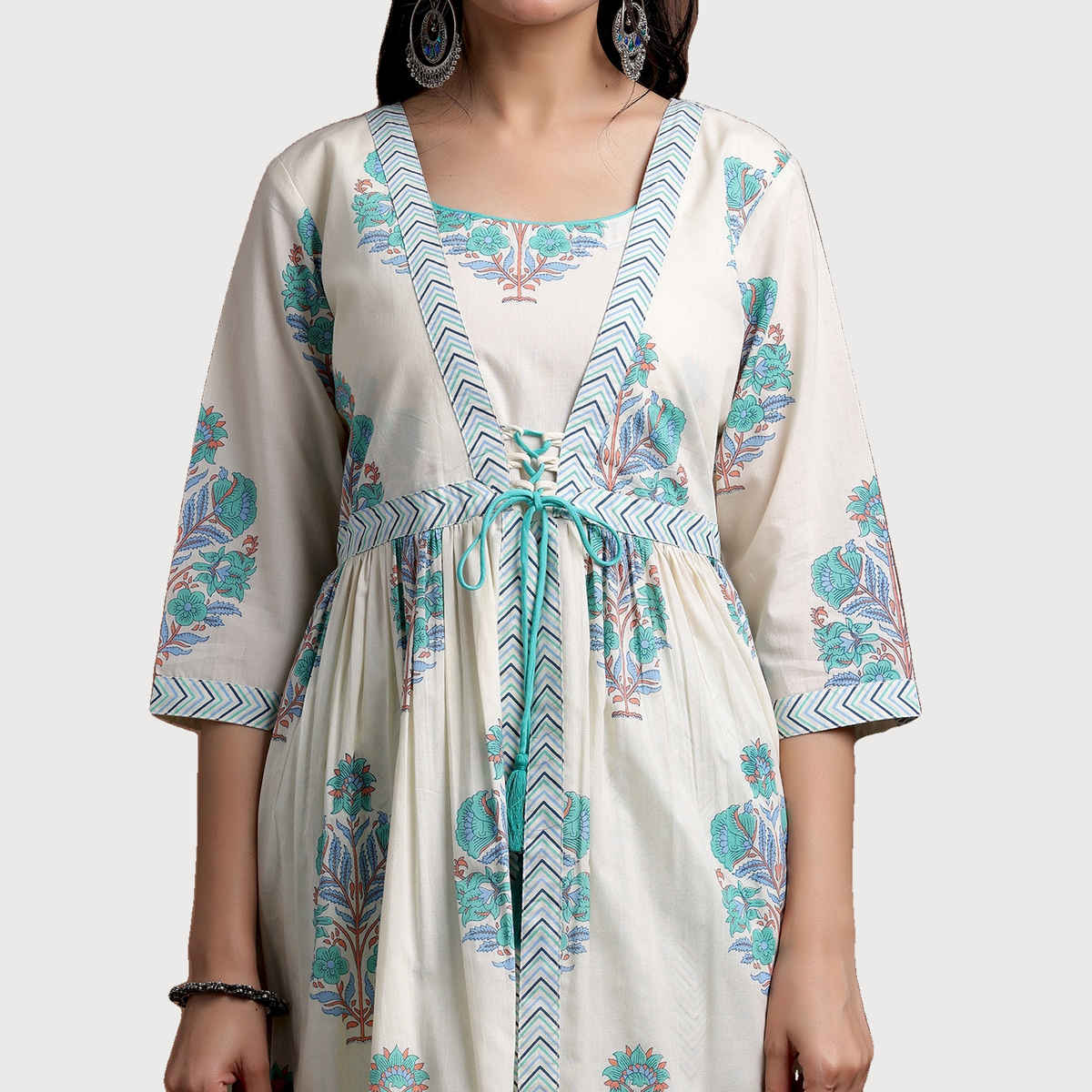 Libas Women's Off white Printed Cotton Straight Kurta Set | M