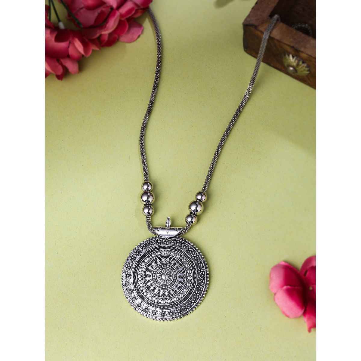 NVR Silver Toned Oxidised Necklace | NVR2054