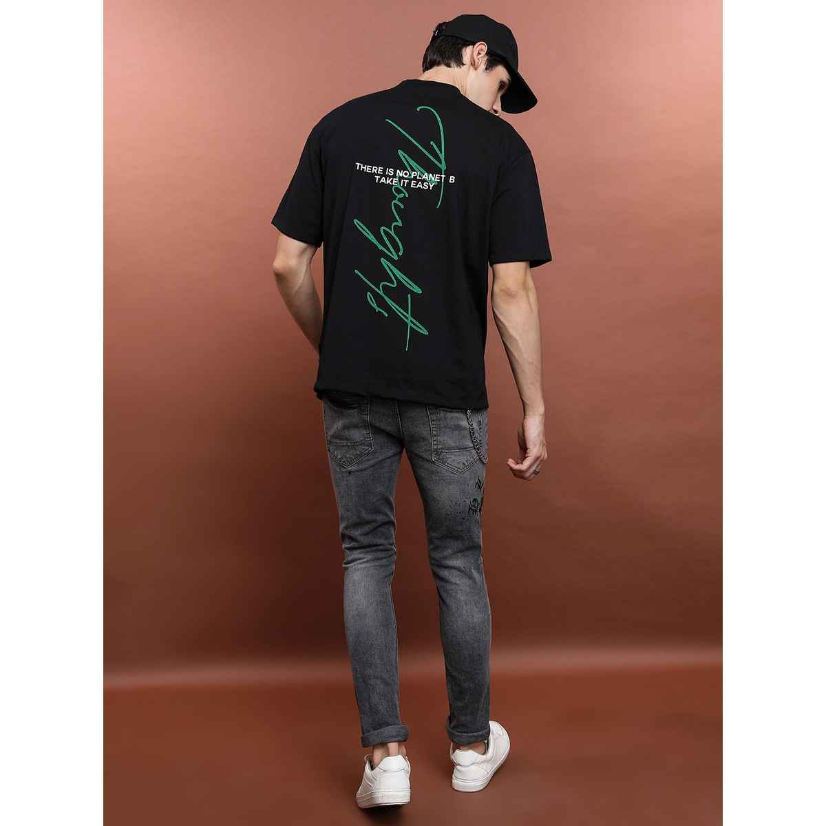 Highlander Men's Typography Printed Drop Shoulder Oversized T-shirt - Black | L