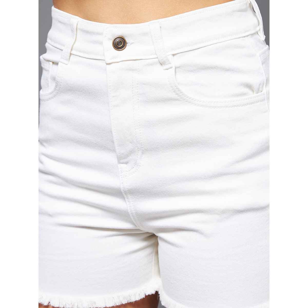 Miss Chase Smoking Guns Frayed Shorts | White | 34
