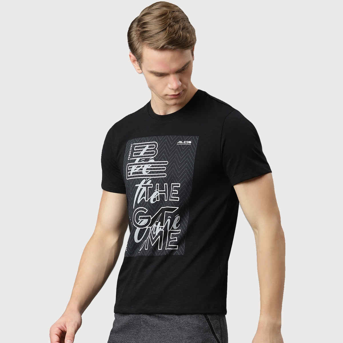 Alcis Men's Round Neck Black T-shirt | Black - M