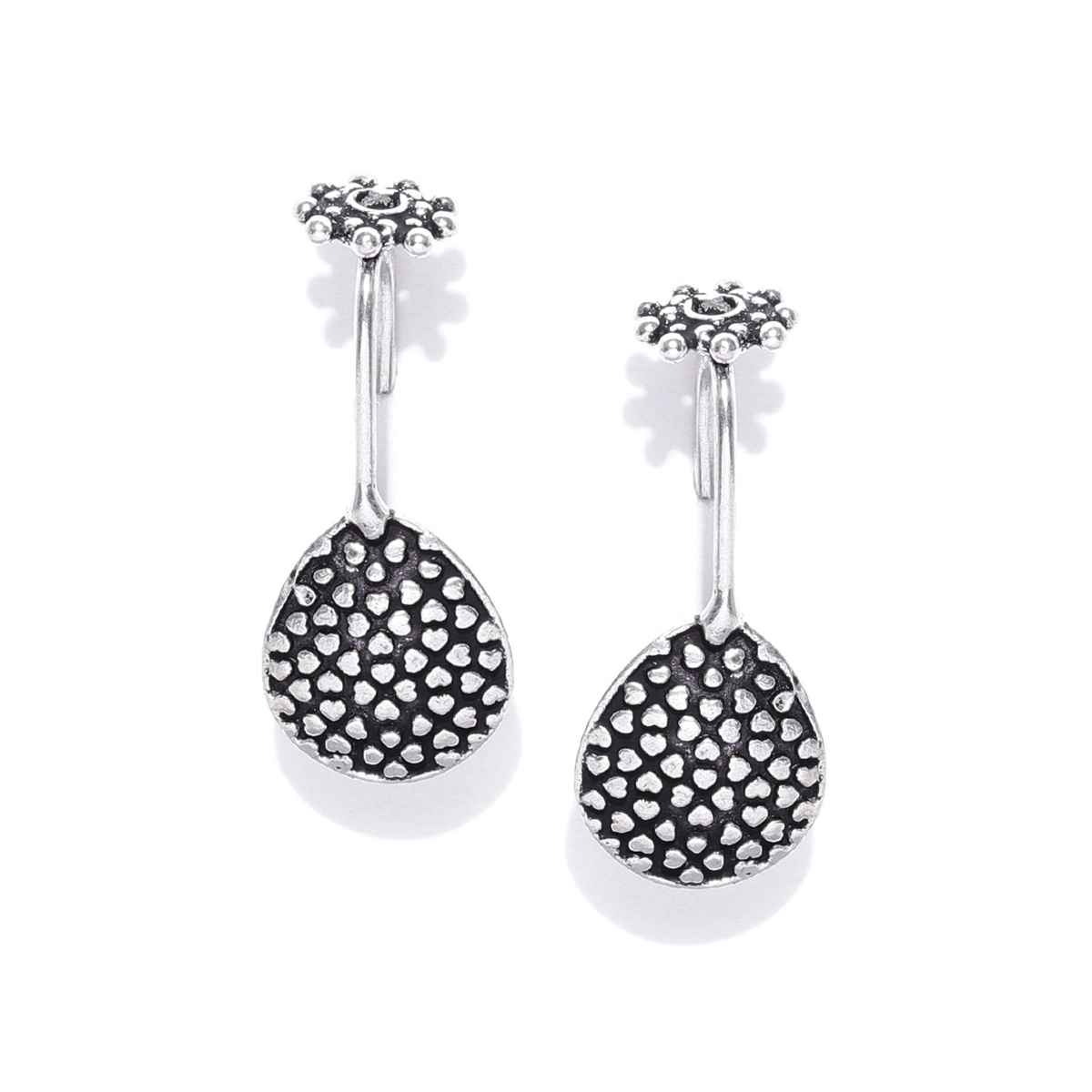 Priyaasi Oxidized Silver Earcuff