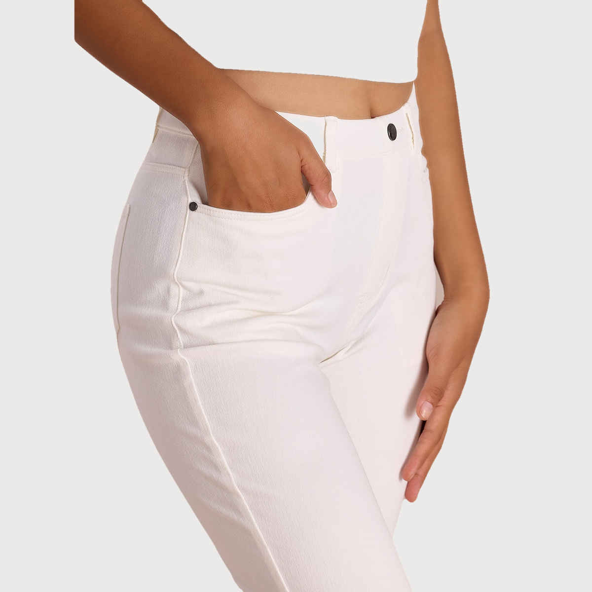 Go Colors Women's Solid Super Stretch Jeggings | LJ03 | White - M