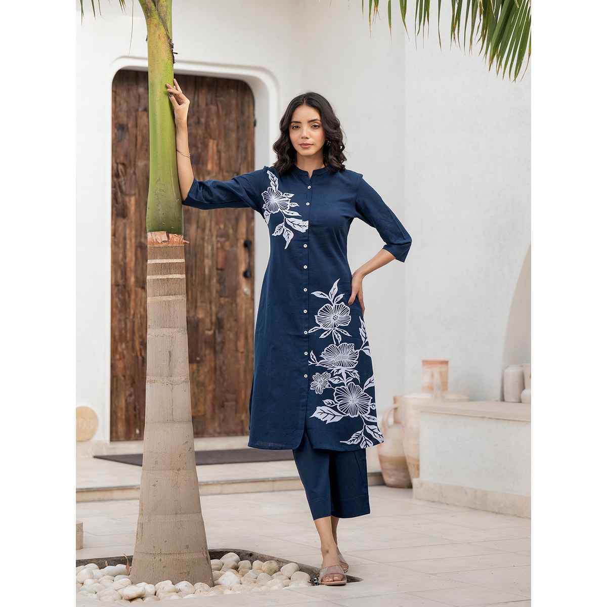 Divena Women s Navy Blue Floral Printed Cotton A-Line Fit Kurta Pant Set | DBK1361 | L