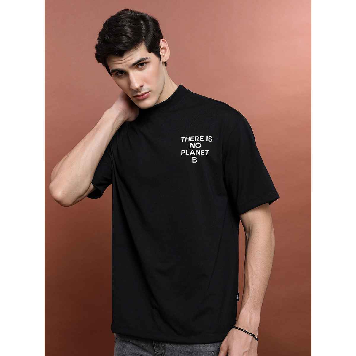 Highlander Men's Typography Printed Drop Shoulder Oversized T-shirt - Black | L