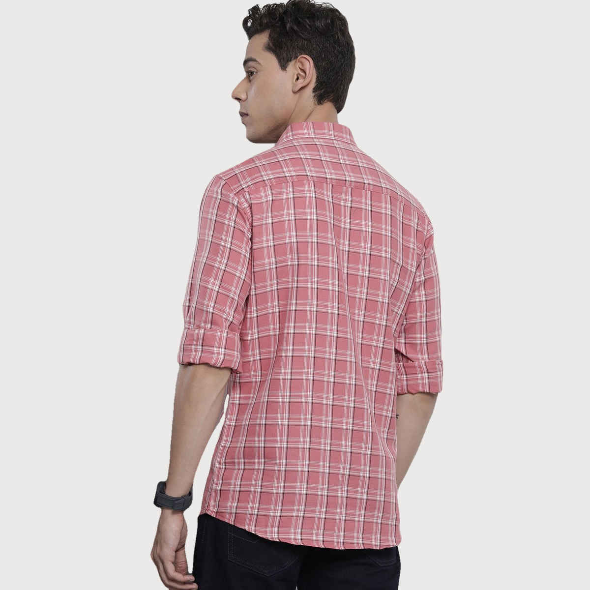 The Indian Garage Co Men's Regular Fit Checkered Casual Shirt | Pink - M