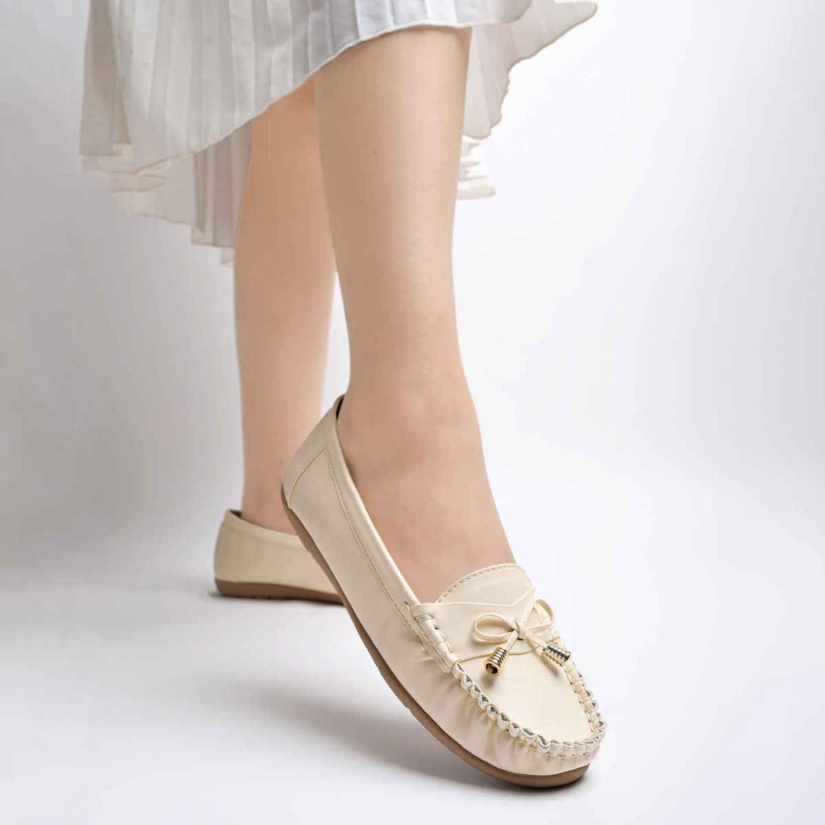 Shoetopia Women's Comfortable Loafers | Cream - UK 8