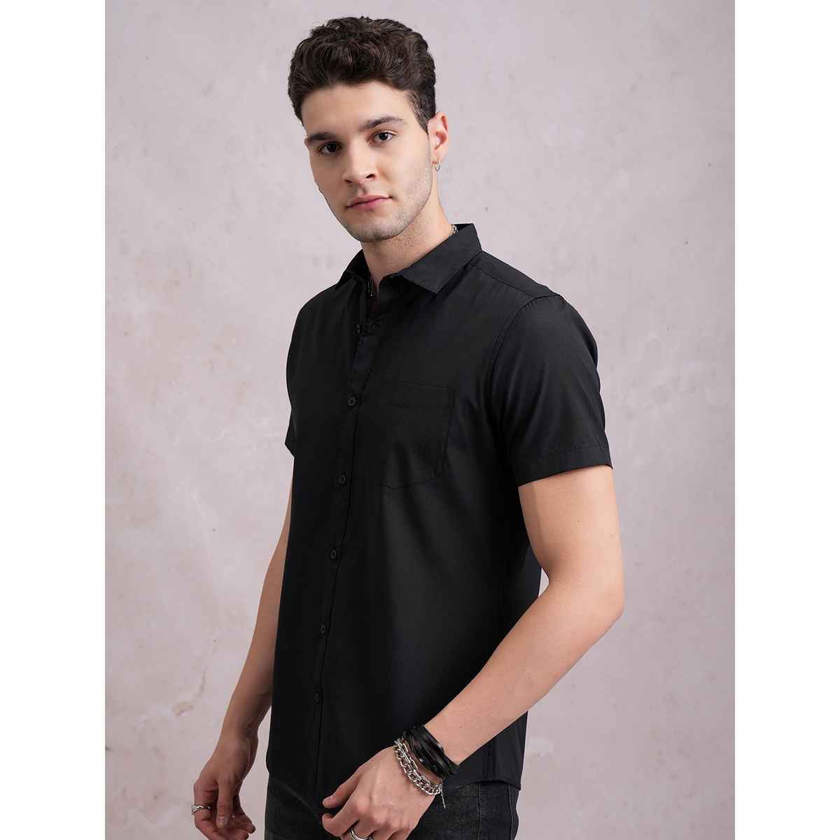 Highlander Men's Solid Slim Fit Shirt - Black | L