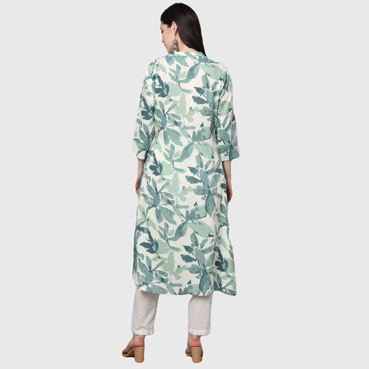 Divena Women s A-Line White Rayon Kurta | DBK1356 | M