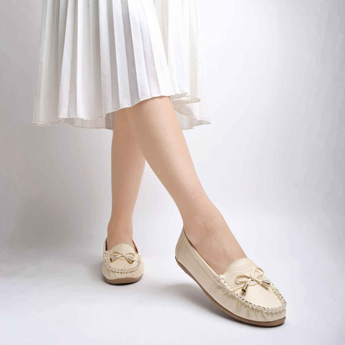 Shoetopia Women's Comfortable Loafers | Cream - UK 5