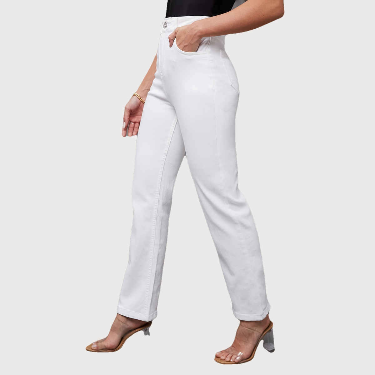 Miss Chase Women s Howling Pug Straight Fit Denim Jeans | White | 28