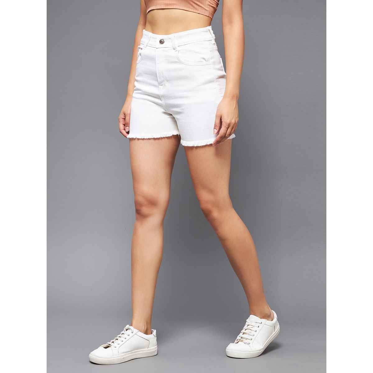 Miss Chase Smoking Guns Frayed Shorts | White | 34