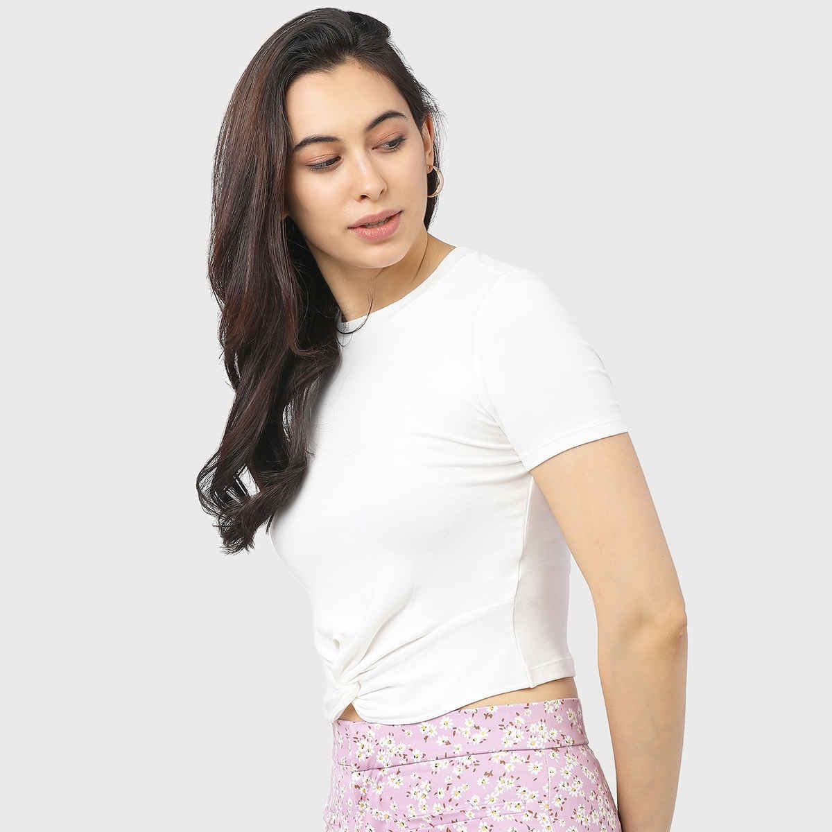 Tokyo Talkies Women's Twisted Regular Crop Top | White - S