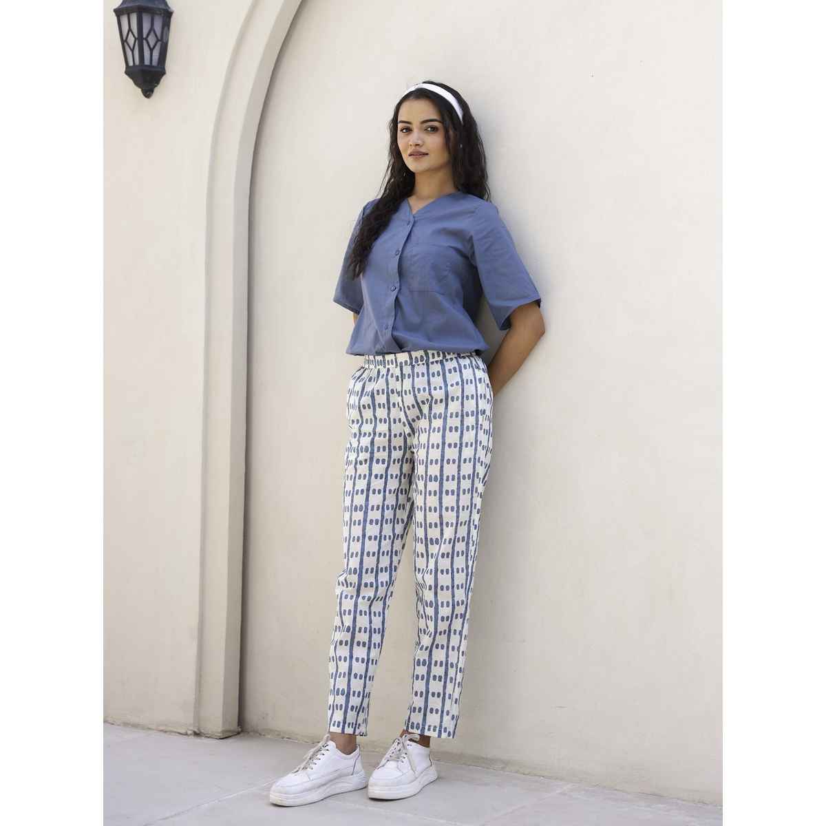 Sanskrutihomes Checked Pure Cotton Night Suit | Blue - White | M