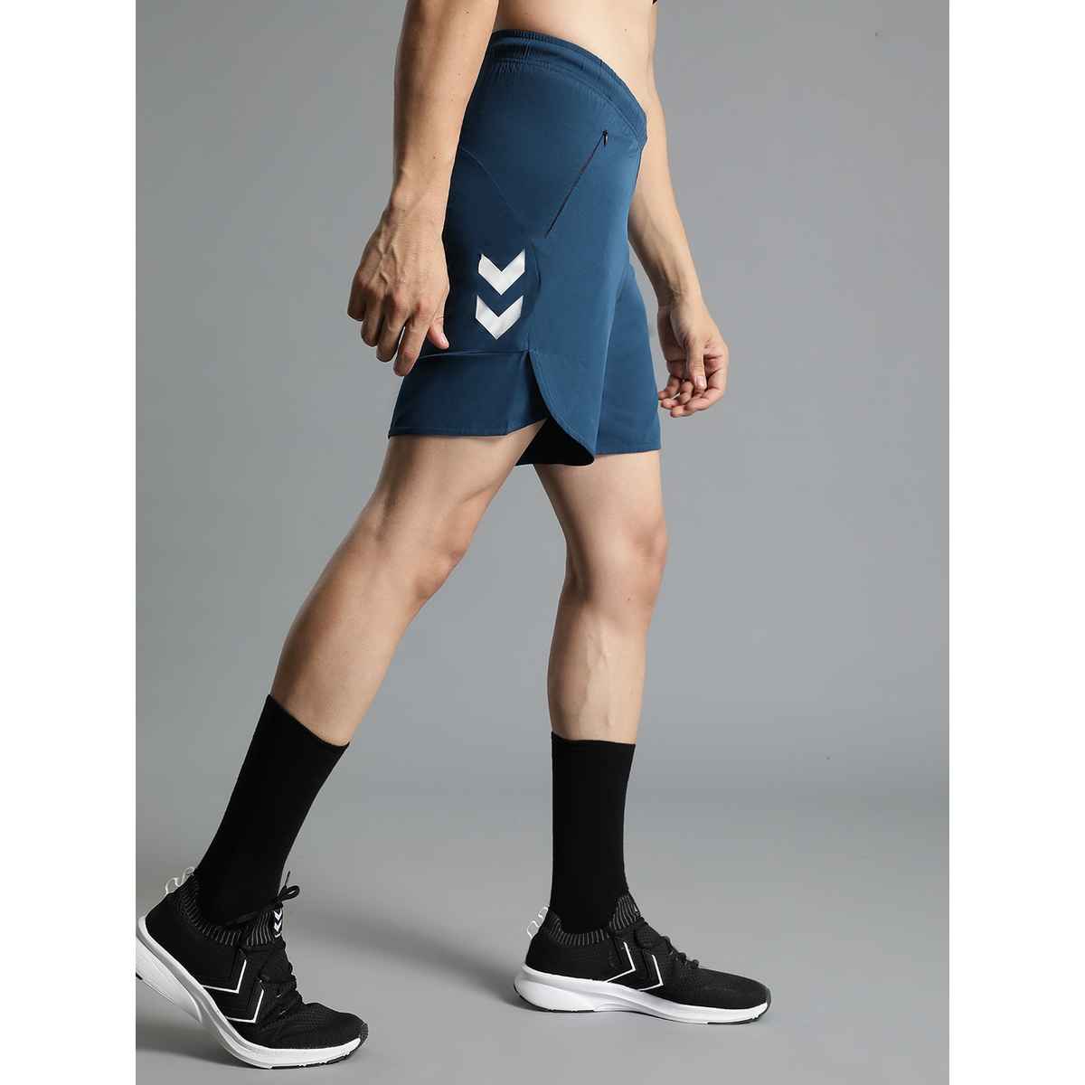 hummel Men's Kuro Solid Regular Fit Gym Shorts with Zipper Pockets | Blue - XL