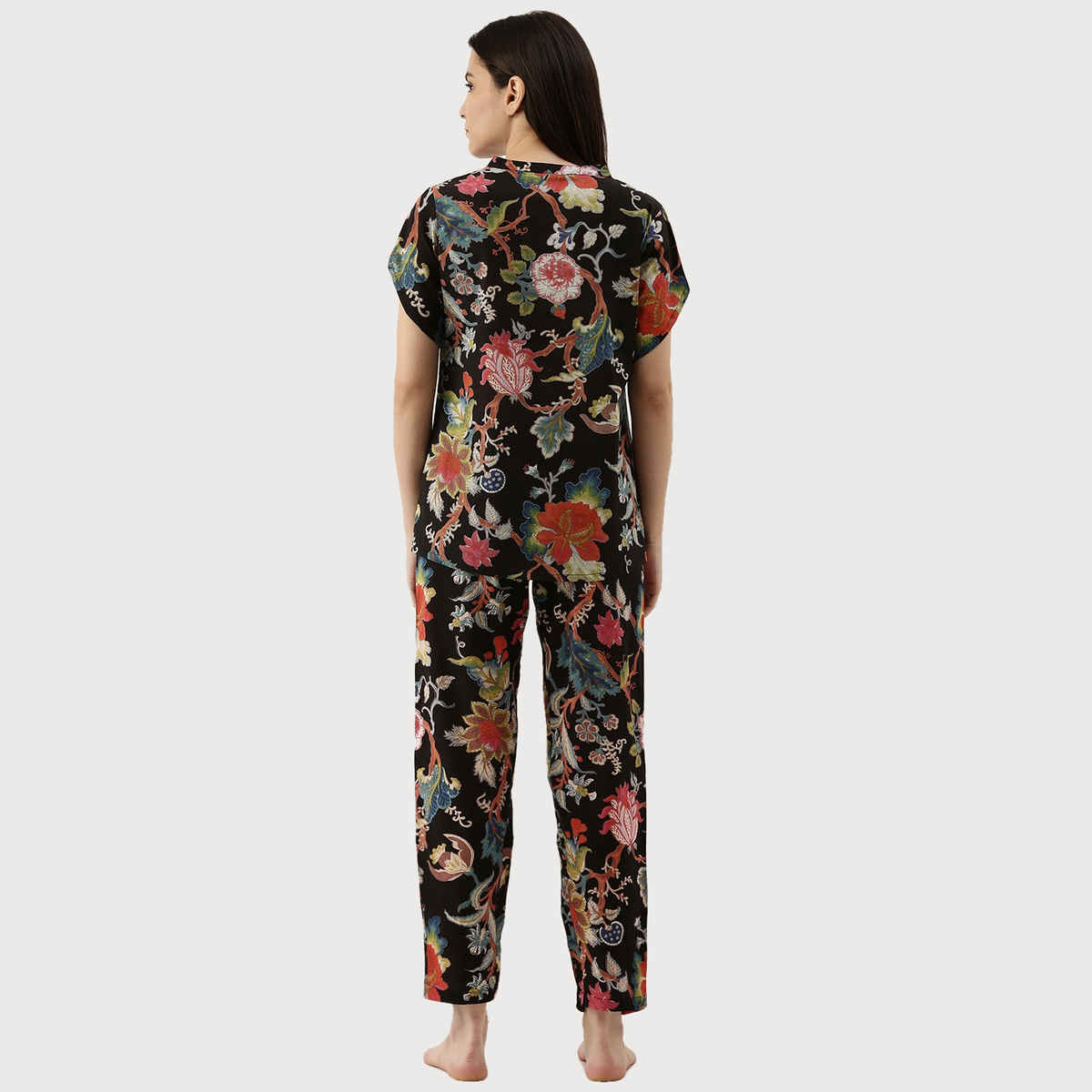 Sanskrutihomes Women Black And Pink Printed Night Suit - M