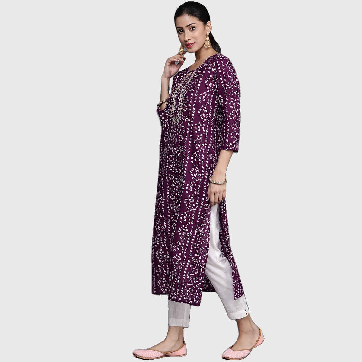 Varanga Women's B&hani Printed Kurta Gota Embroidery Round Neckline | VKUR222 | Purple & White - XL