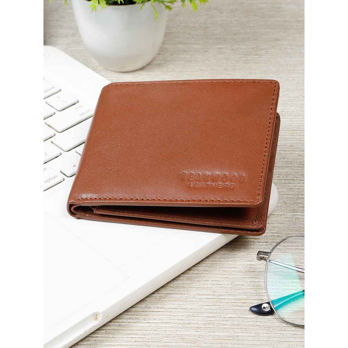 Teakwood Men's Solid Genuine Leather Men's Wallet | Tan - One Size