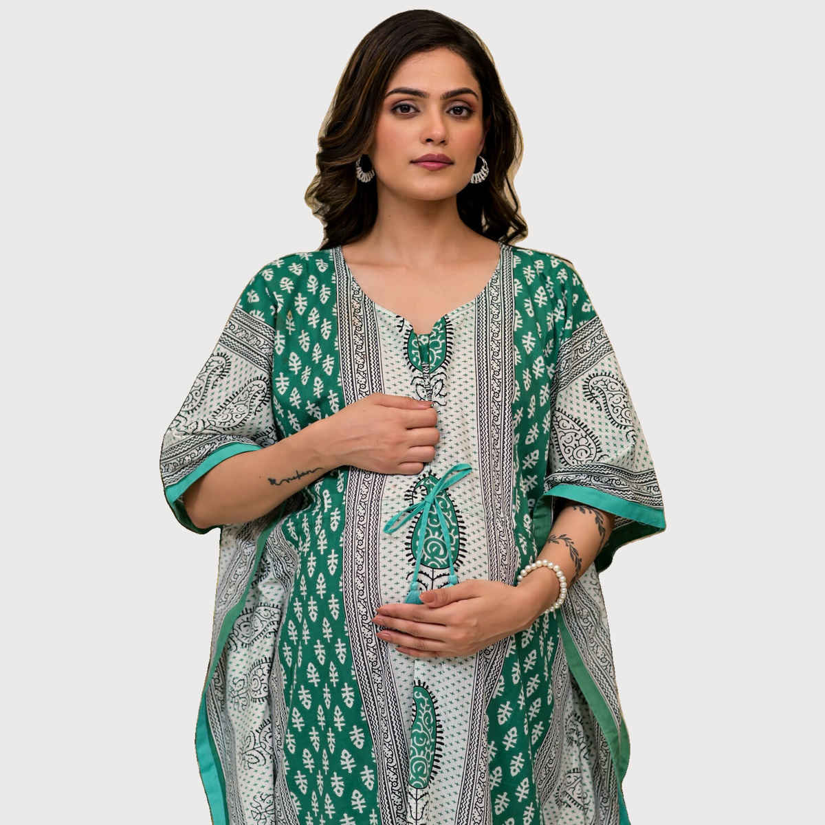 Aujjessa Green Multi Printed Front Zipper Maternity Feeding Kaftan | Free Size