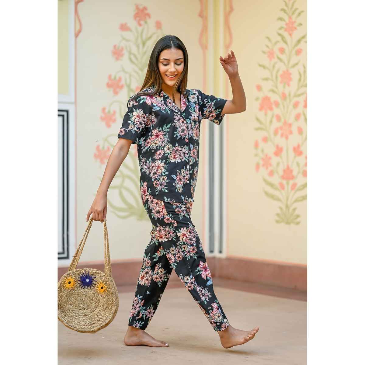 Sanskrutihomes Women Black Pure Cotton Floral Print Pyjama | Set L