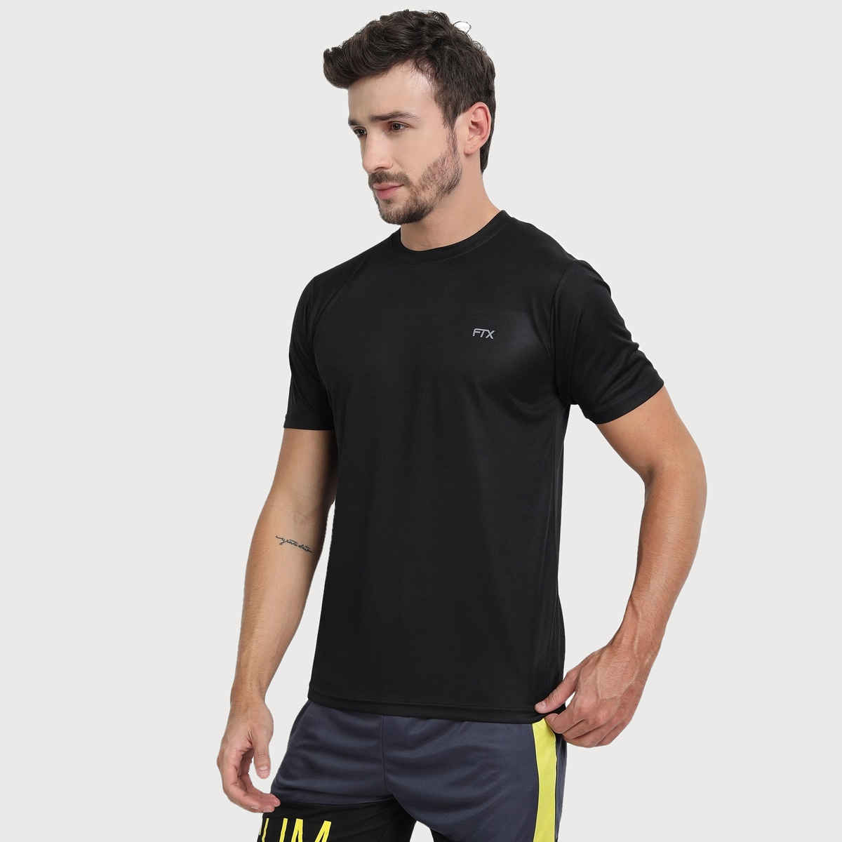 Ftx Men's Solid Round Neck Polyester Half Sleeve Casual T-shirt | Black | S