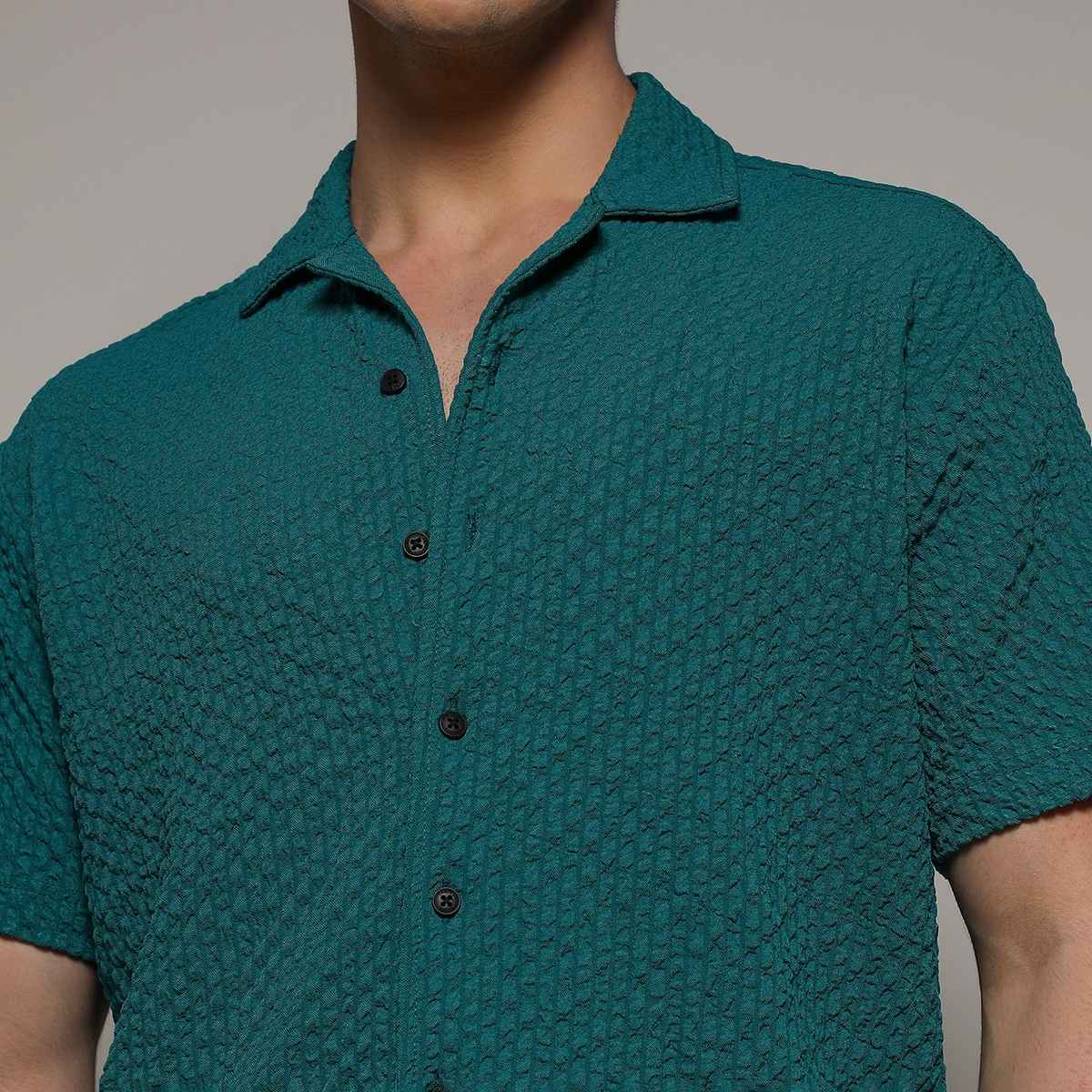 Campus Sutra Men's Creased Striped Shirt | Green - M