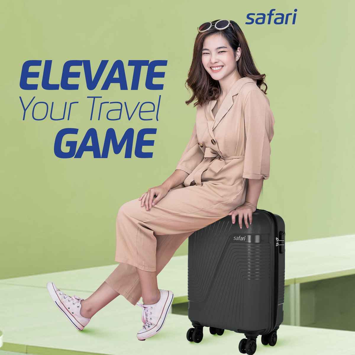 Safari Textured ABS and Polycarbonate Telescopic Trolley Bag | Black - L