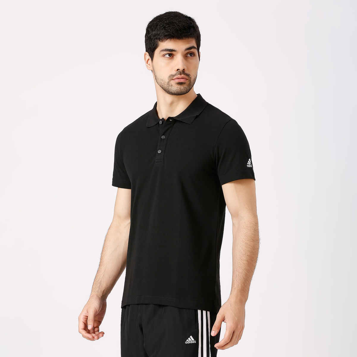Adidas Men's Solid Black T-Shirt | XL | HI5596
