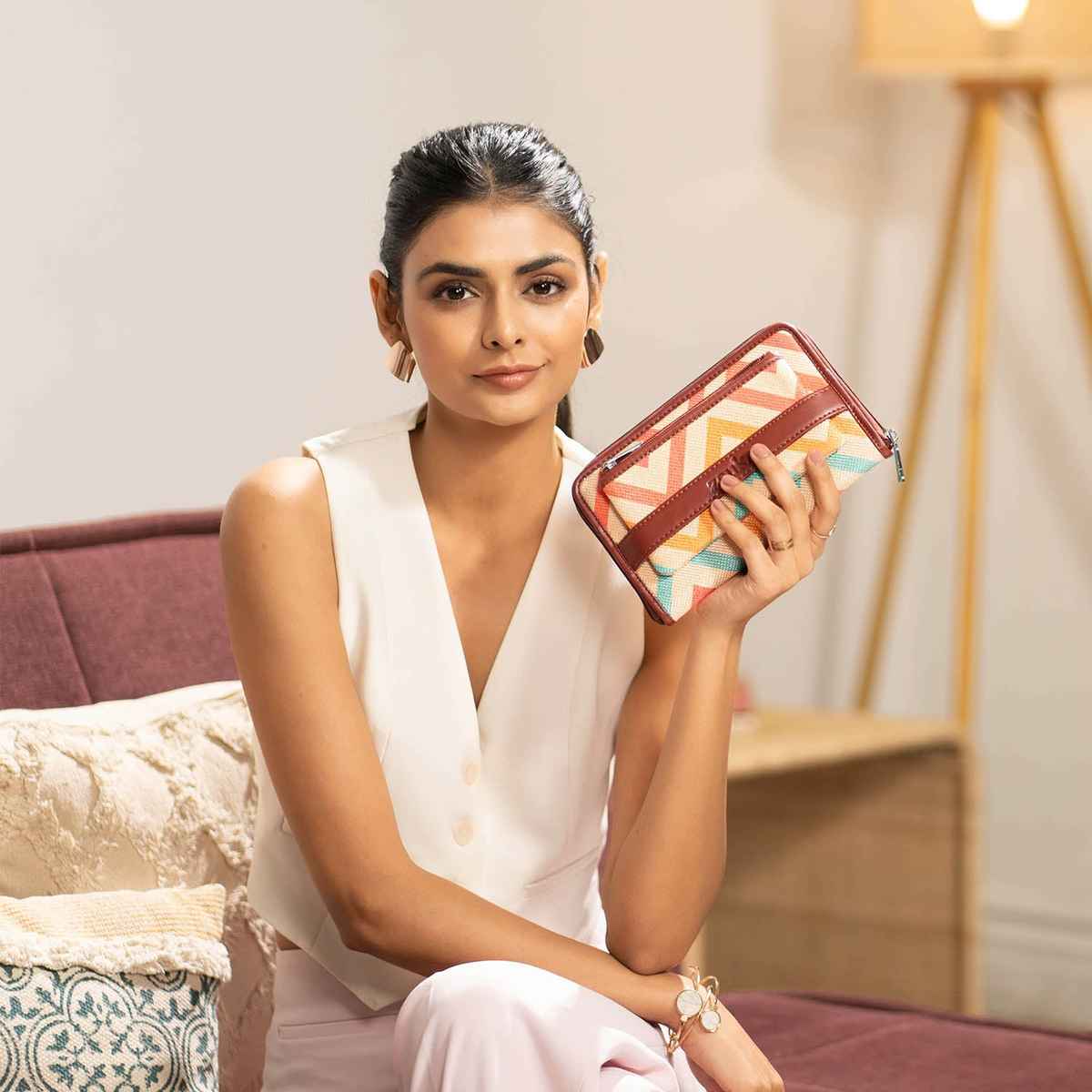 Zouk Unisex Abstract Vegan Leather Wallets | Multicolour - One Size