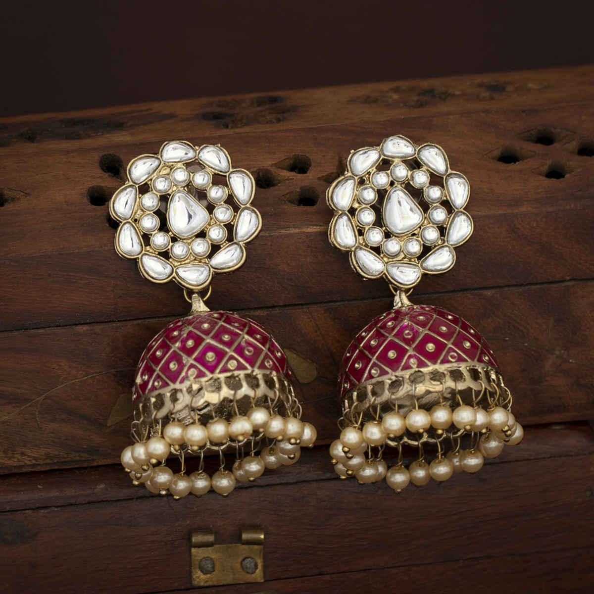 Sukkhi Classy Pearl Gold Plated Kundan Meenakari Jhumki Earring For Women