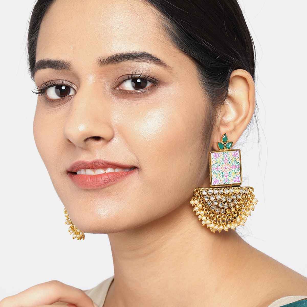 Sukkhi Astonish Kundan Gold Plated Pearl Chandelier Earring For Women