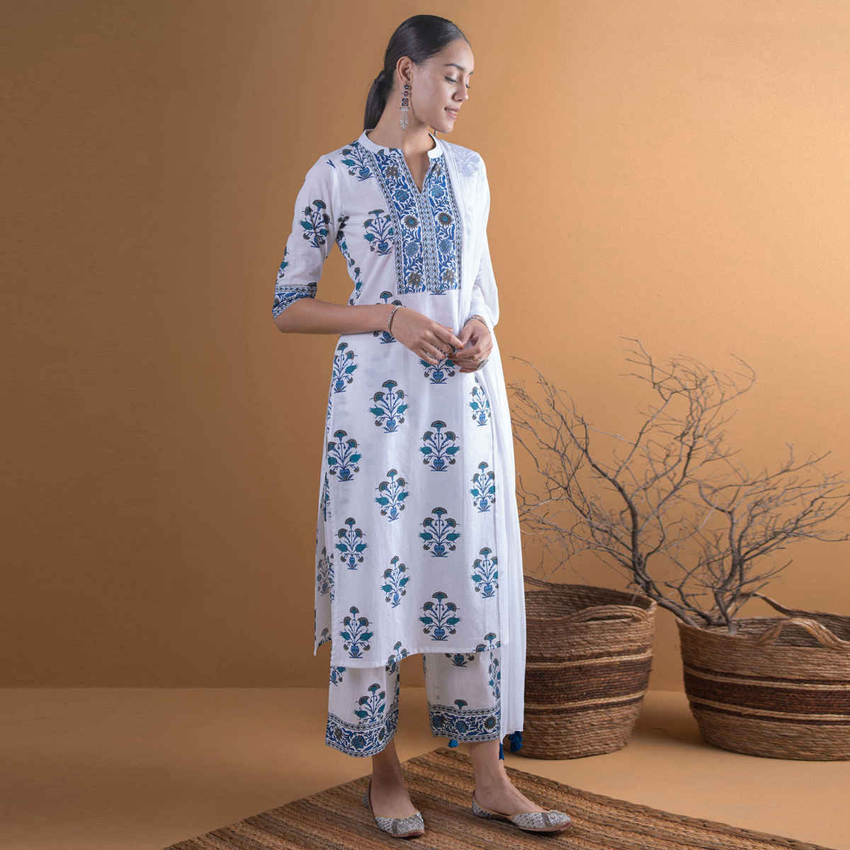 Libas Women White Cotton Straight Kurta With White Cotton Palazzo With Both Side Pocket - 6538L