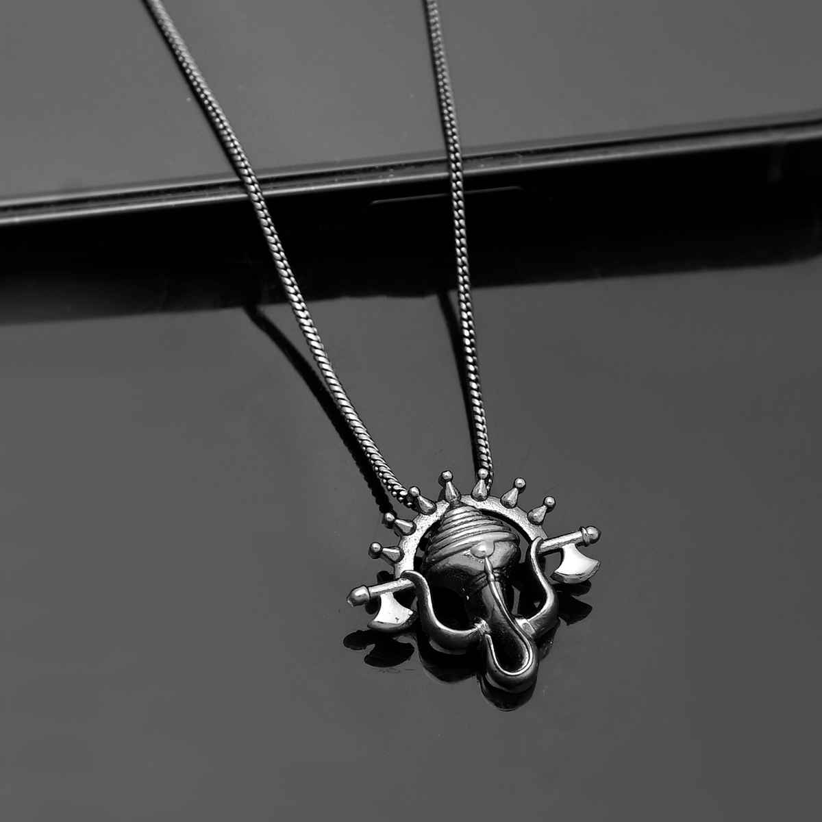 Voylla Eclipse Stylish Black Trishul Men s Pendant