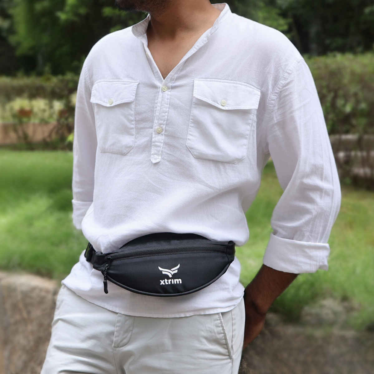 Unisex Waist Bag for Travelling, Gym and Outings with 3 Pockets