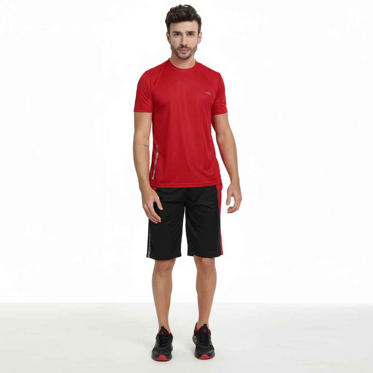 Ftx Men's Solid Round Neck Polyester Half Sleeve Casual T-shirt | Red | XL
