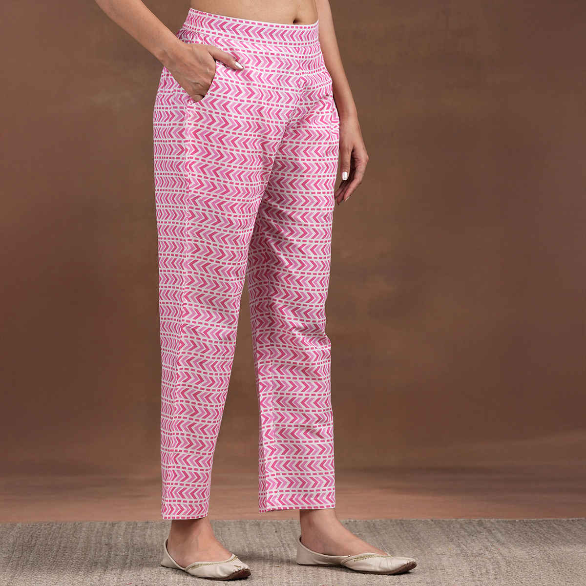 Libas Printed Cotton Straight Suit With Dupatta | 27833H | Pink - M