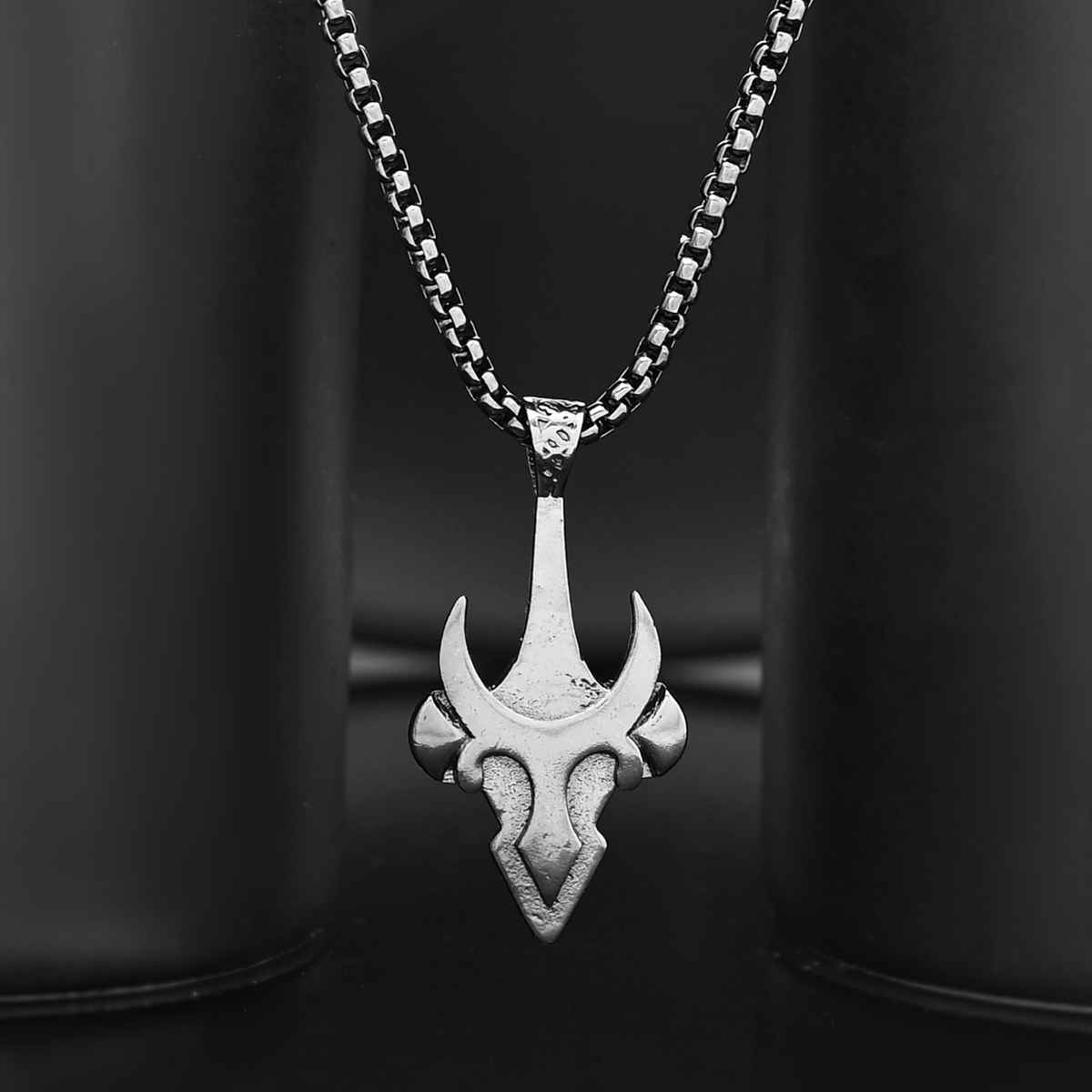 Voylla Eclipse Tribal-Inspired Edgy Black Men s Pendant