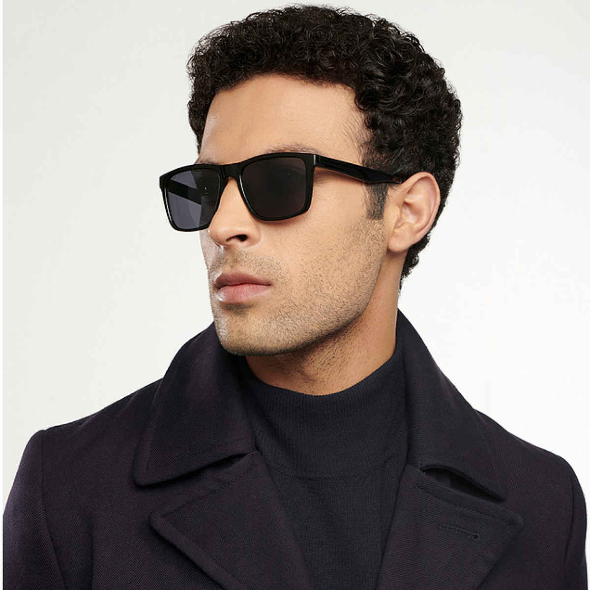 Vincent Chase By Lenskart |Polarized Sunglasses Full Rim |Unisex |Wayfarer |Large-145mm |Black-Grey