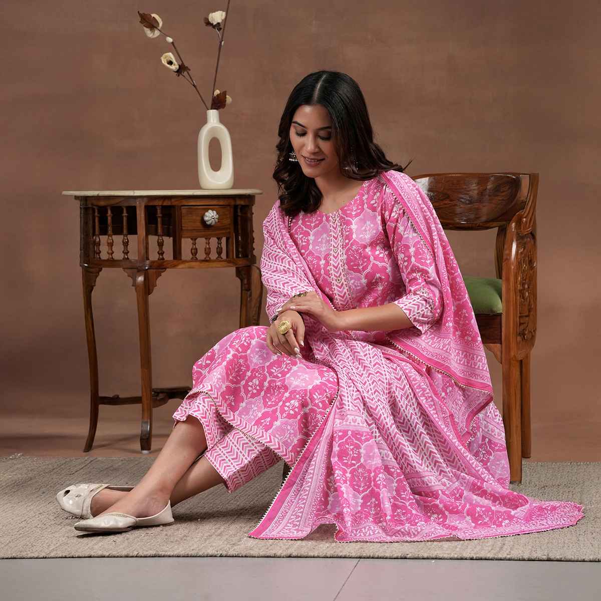 Libas Printed Cotton Straight Suit With Dupatta | 27833H | Pink - L