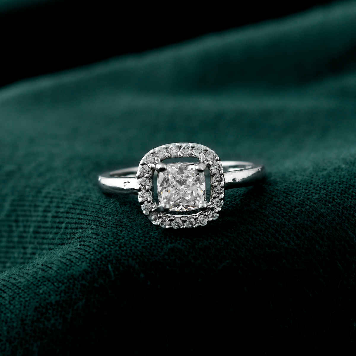 Voylla Valentine's Day Love in Bloom Solitaire Ring