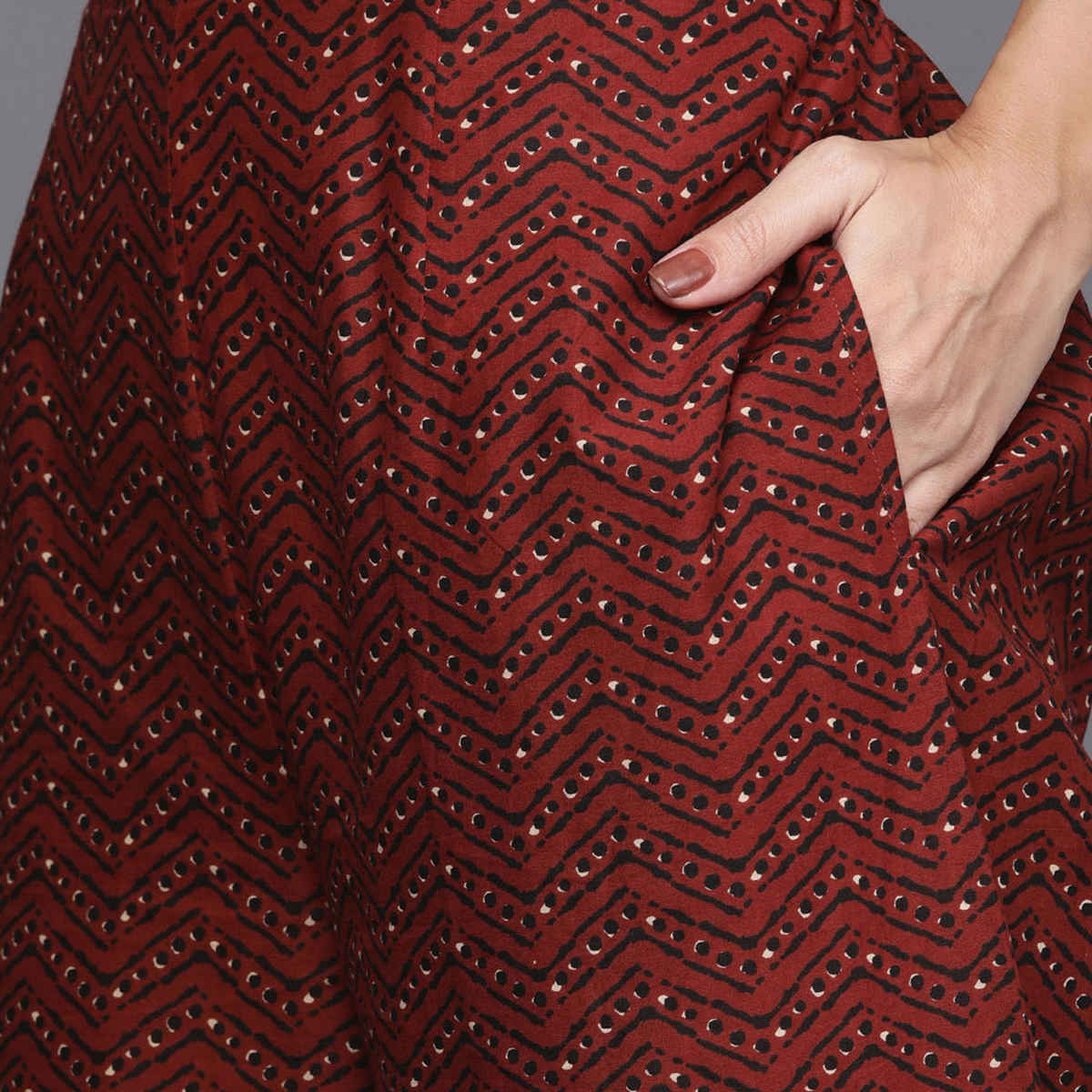 Libas Women Black Cotton Straight Kurta And Brown Cotton Palazzo With Dupatta - 20119Ol