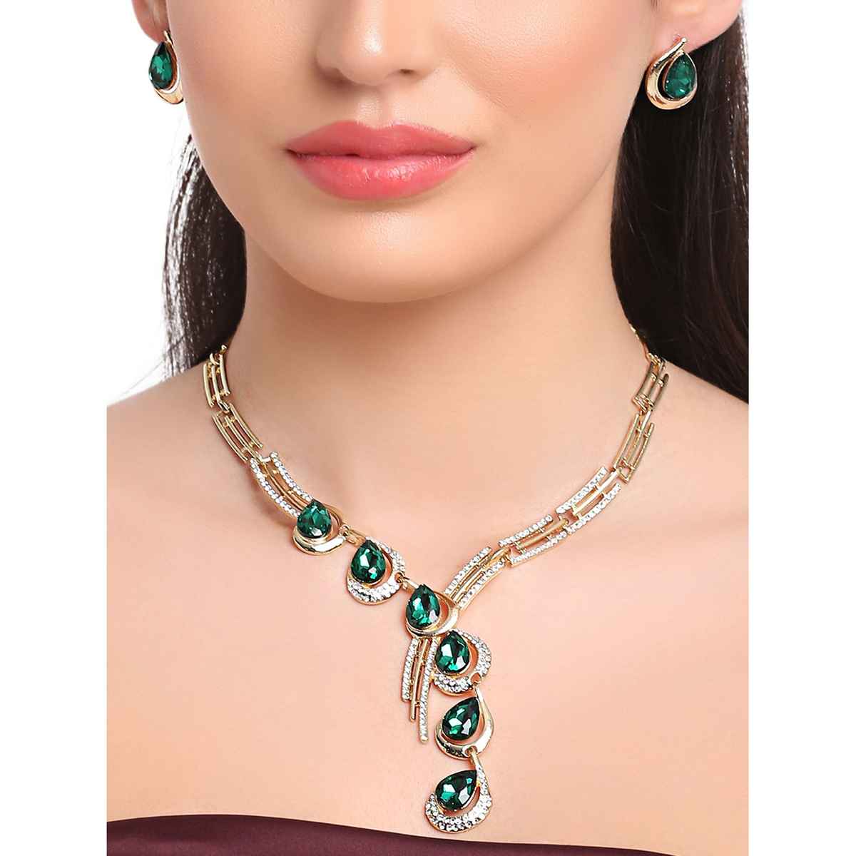 Shining Diva Fashion Latest Stylish Design Fancy Crystal Necklace Jewellery Set for Women | 12079s