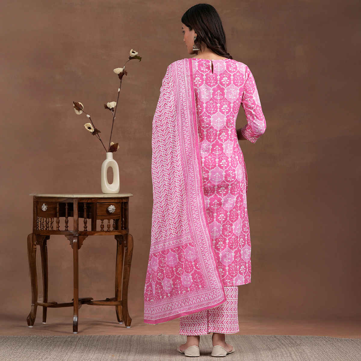 Libas Printed Cotton Straight Suit With Dupatta | 27833H | Pink - L