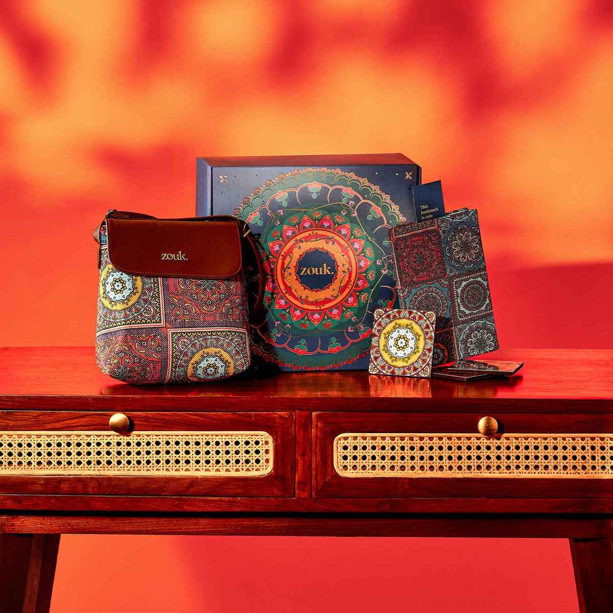 Zouk Mandala Classic Geometric Gift Box For Women