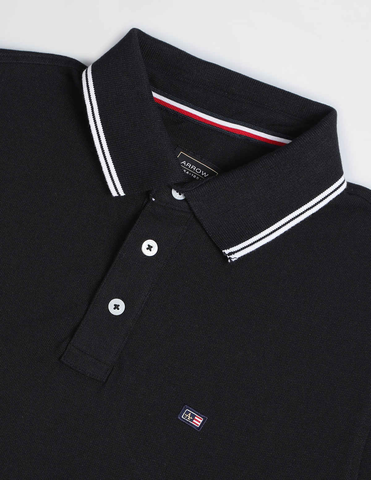Arrow Striped Collar Solid Polo T Shirt For Men - Black - M