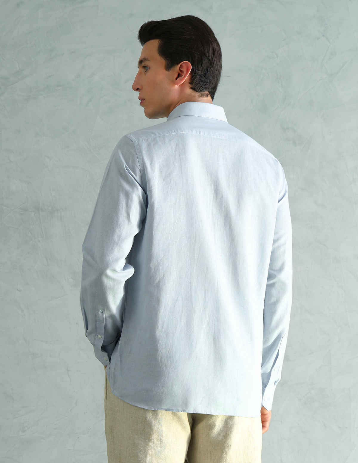 Arrow Cotton Linen Slim Fit Shirt For Man - Light Blue - 39