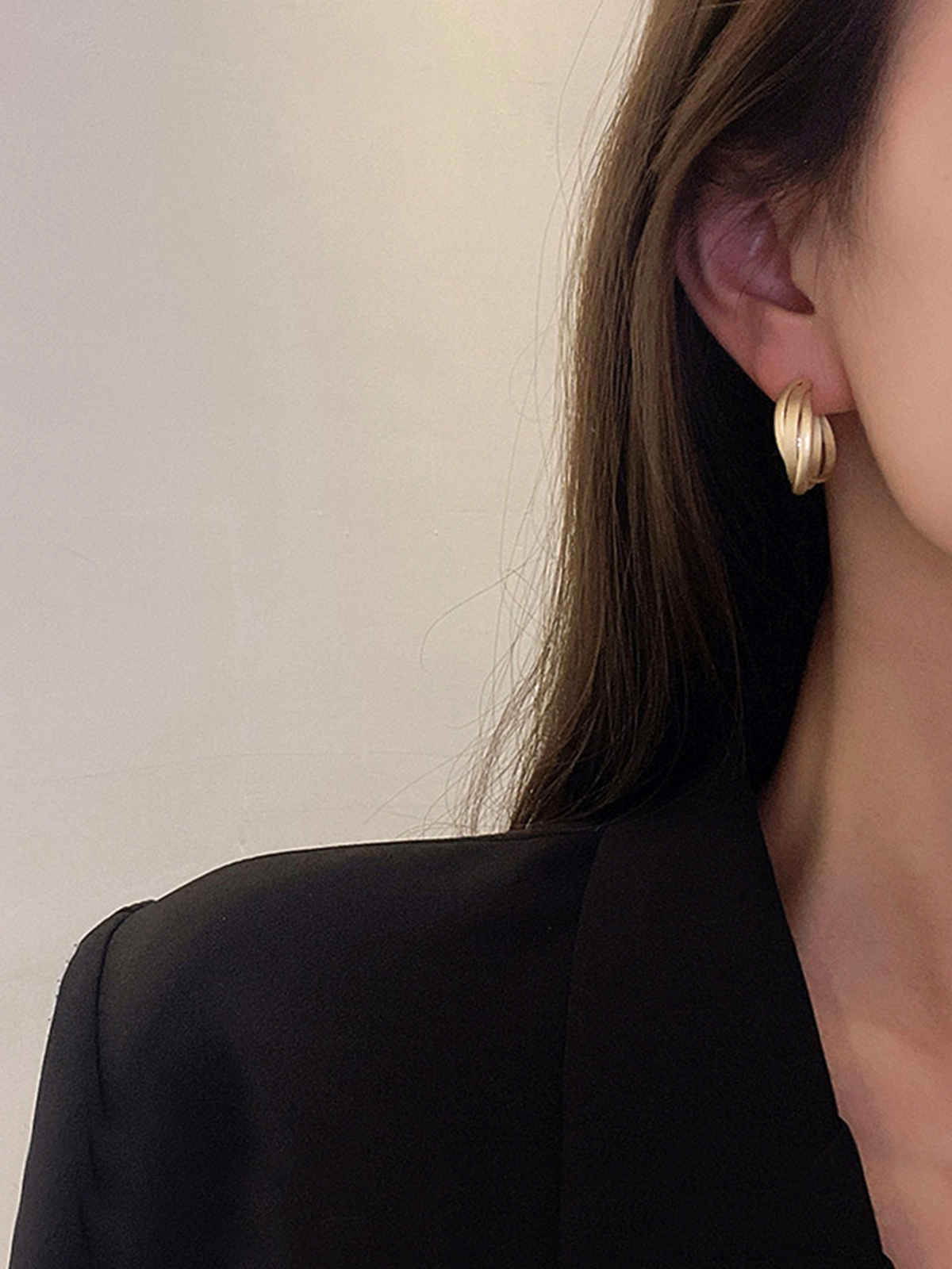 Unwind By Yellow Chimes Gold-Toned Contemporary Half Hoop Earrings