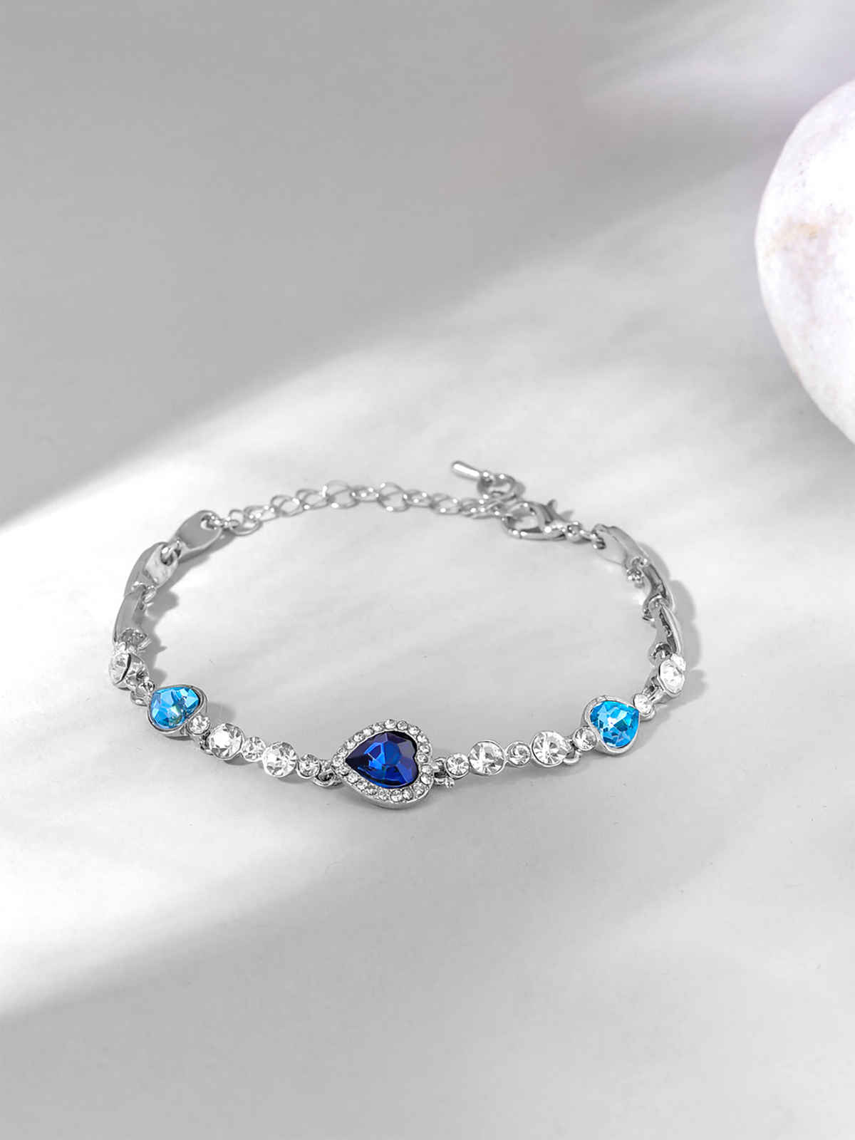 Yellow Chimes Women Blue & Silver-Toned Silver-Plated Charm Bracelet